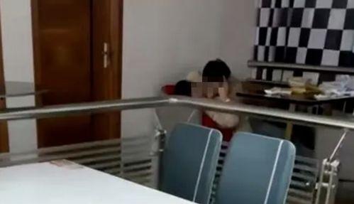 宿迁食堂吃瓜视频播放,揭秘校园生活趣味瞬间